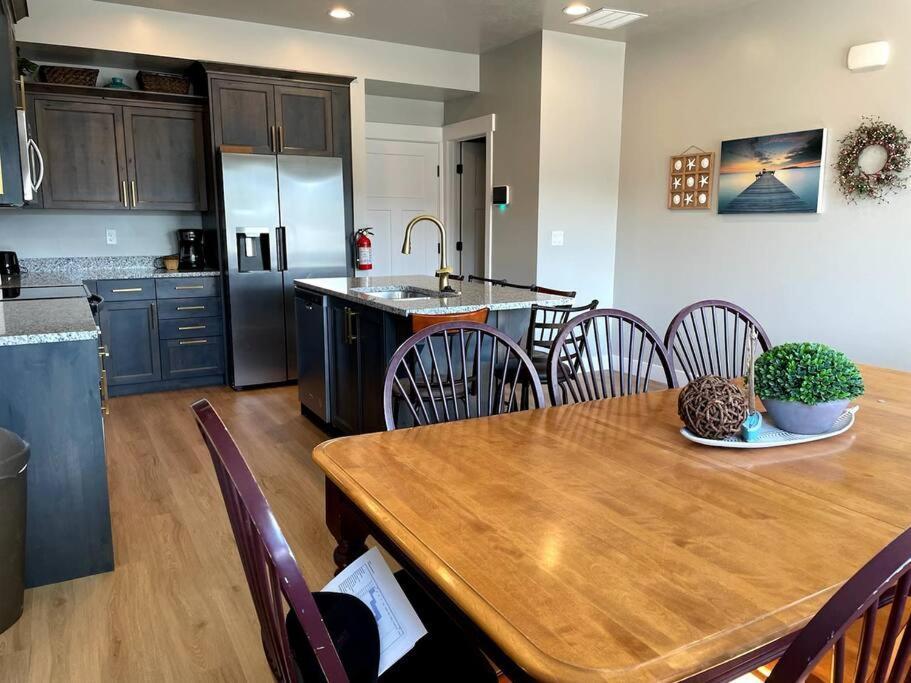 Lovely Condo! W/ Free Recreational Vehicle Parking Garden City Extérieur photo